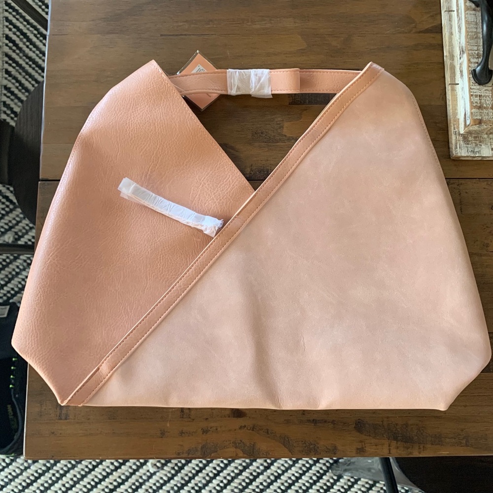 Blush Pink (p)leather Tote. Brand New w/tags - Picture 3 of 5